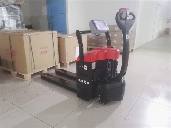 專業(yè)定制的杭州叉車。