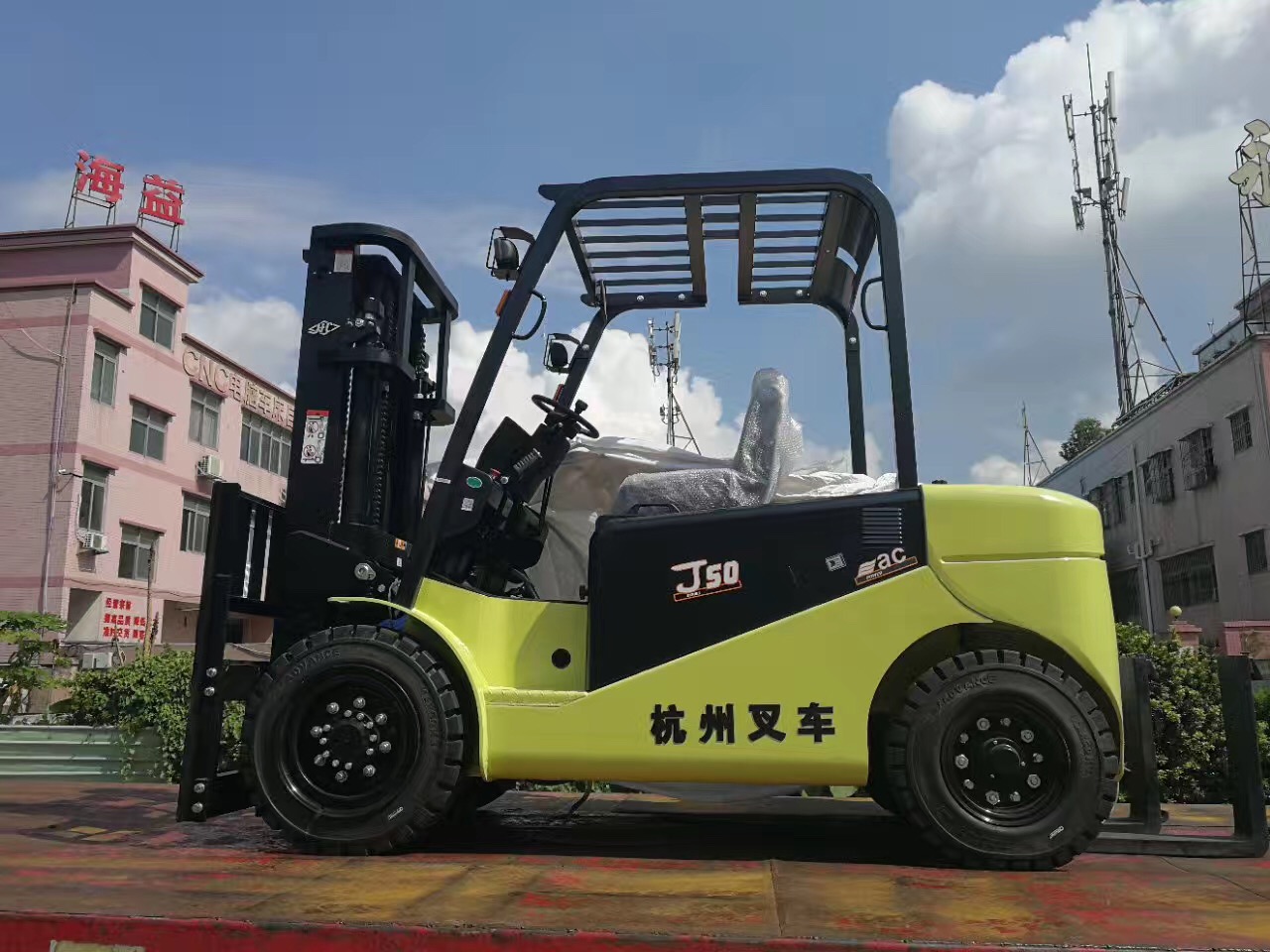 杭州叉車：電動叉車維護成本，你需要知道！