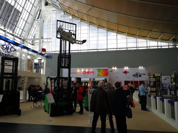 杭叉攜新一代電動叉車，搬運系列叉車亮相德國