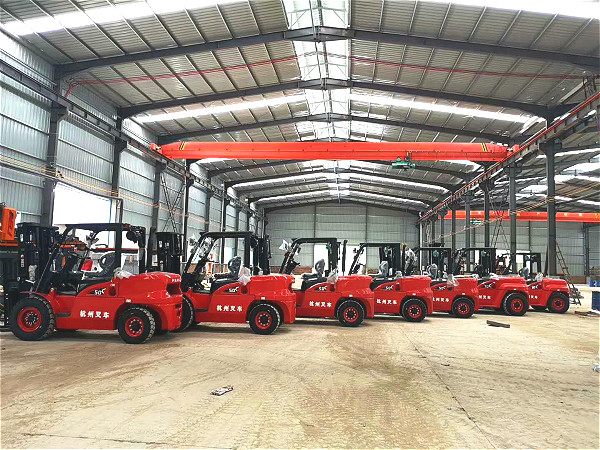 好品質(zhì)的叉車，看這里，可帶電子秤！