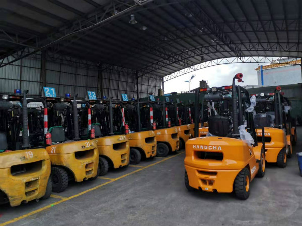 叉車使用成本太高？現在告訴你怎么降低！