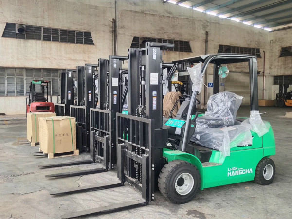 冬季電動叉車鋰電池養生篇