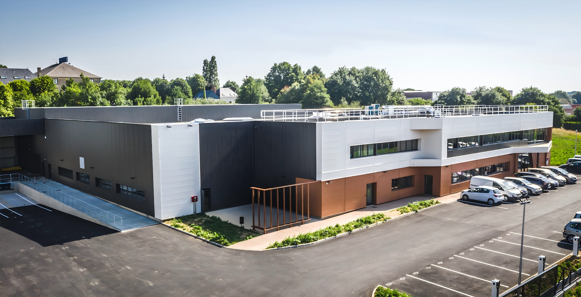 共拓發展新格局，杭叉攜手曼尼通在法國成立鋰電池合資公司