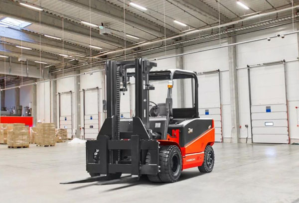 1.杭州叉車-J系列電動叉車8-10噸 1.杭州叉車-J系列電動叉車8-10噸